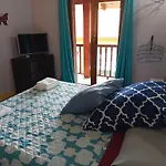 La Casa Malvarrosa- Piscina Climatizada Ferienhaus