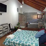 La Casa Malvarrosa- Piscina Climatizada Ferienhaus Ampuero