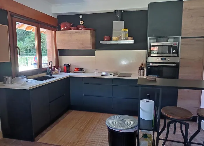 La Casa Malvarrosa- Piscina Climatizada *