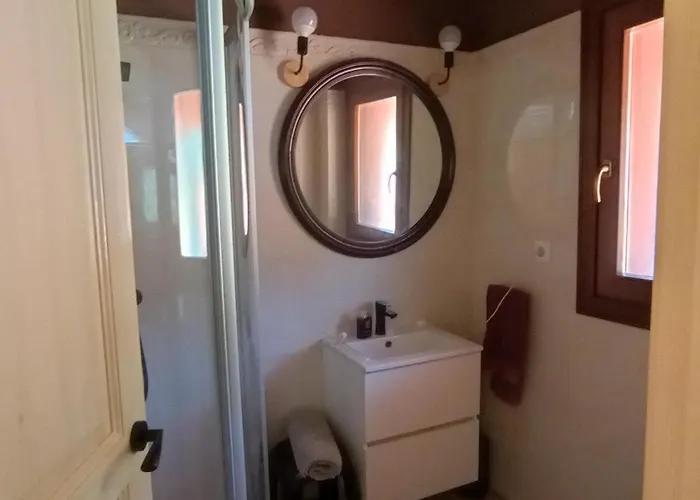 Dom wakacyjny La Casa Malvarrosa- Piscina Climatizada Ampuero