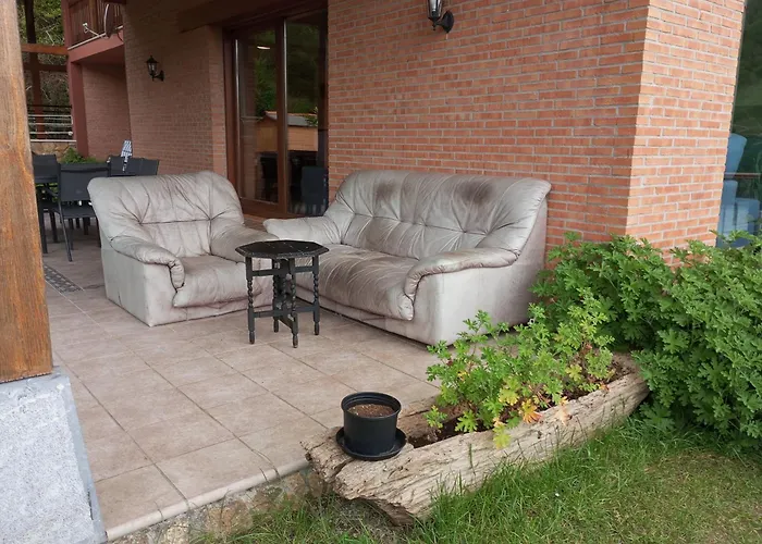 La Casa Malvarrosa- Piscina Climatizada אמפוארו