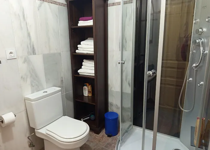 Dom wakacyjny La Casa Malvarrosa- Piscina Climatizada Ampuero