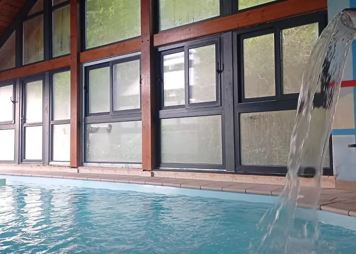 La Casa Malvarrosa- Piscina Climatizada בית נופש